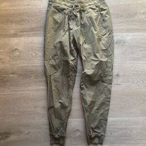 Zyia Olive Trail Joggers